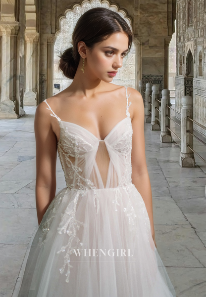 Elegant A-Line Spaghetti Straps Sweetheaert Appliques Beaded Lace Wedding Dress with Train
