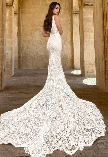 Spaghetti Straps Sheath V-Neck Sweep Train Beach Wedding Dress Boho Gown with Appliques