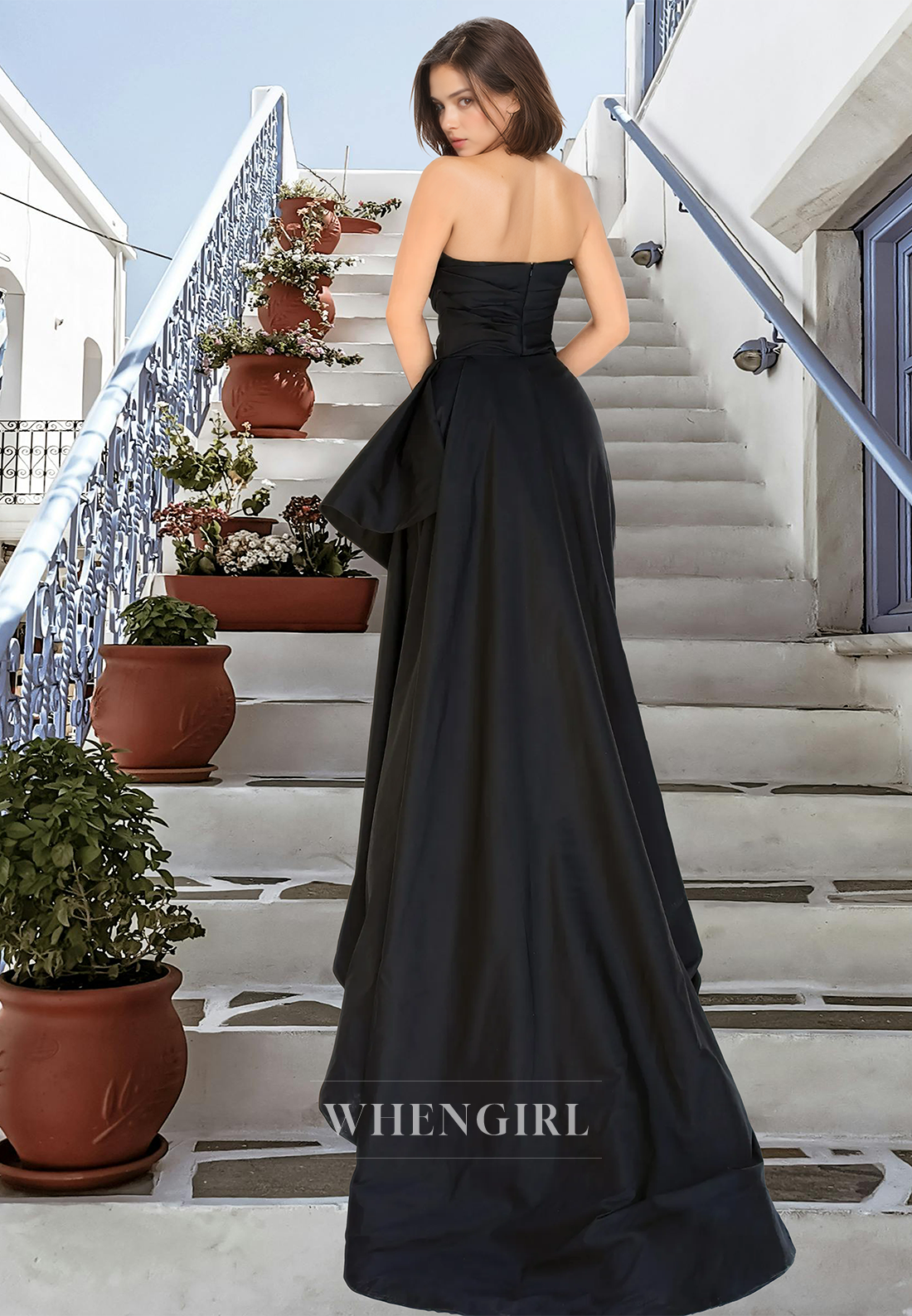 Graceful Tube Top Sheath Party Dress Sleeveless Satin Pleated Prom Gown with Slit