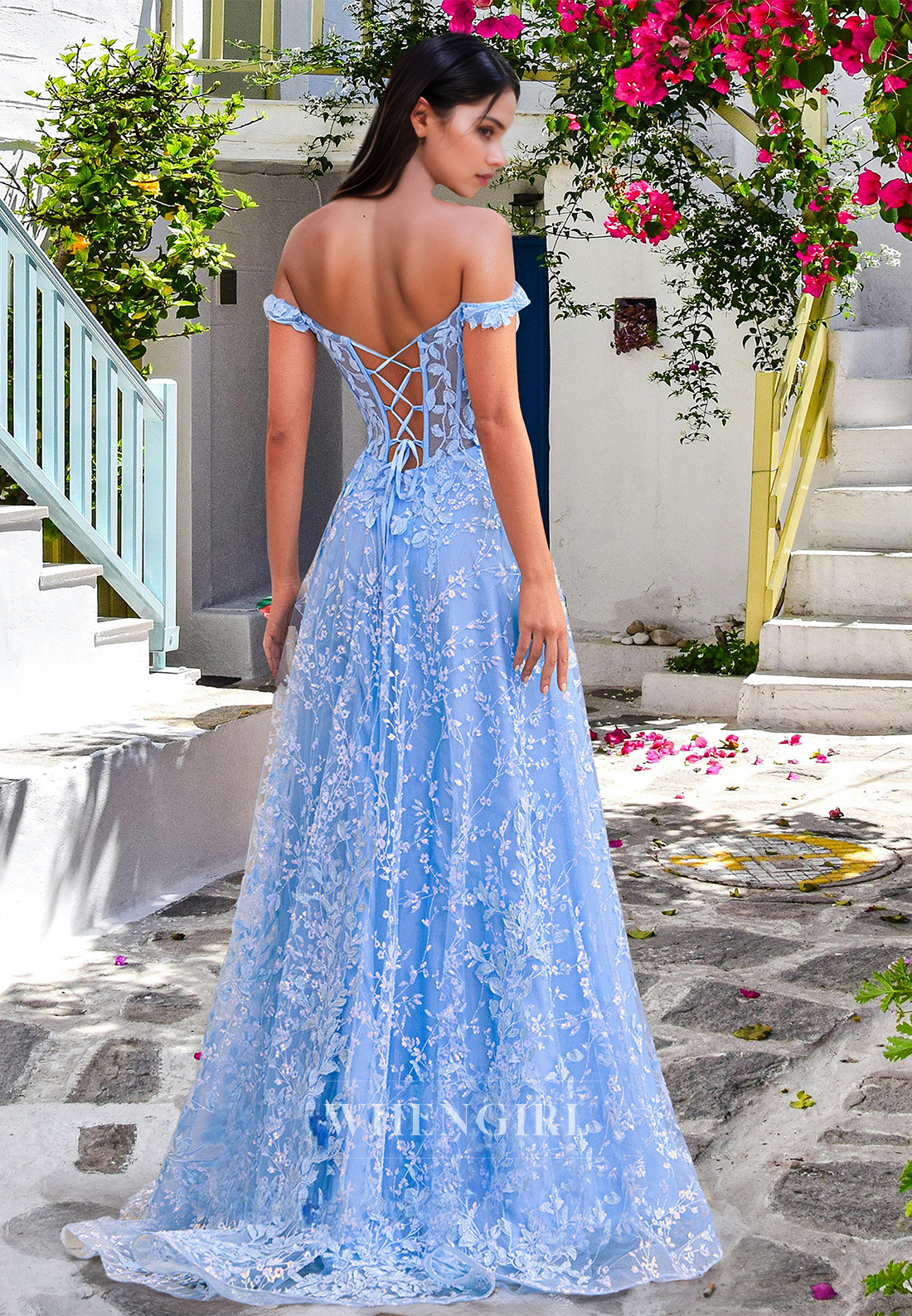 Glamorous A-Line Sweetheart Stripe Lace Appliques Pleats Party Prom Dress with Slit