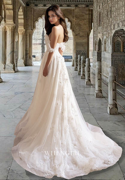 Beaded Sweetheart A-Line Pleats Lace Floral Beach Wedding Dress with Appliques Boho Gown