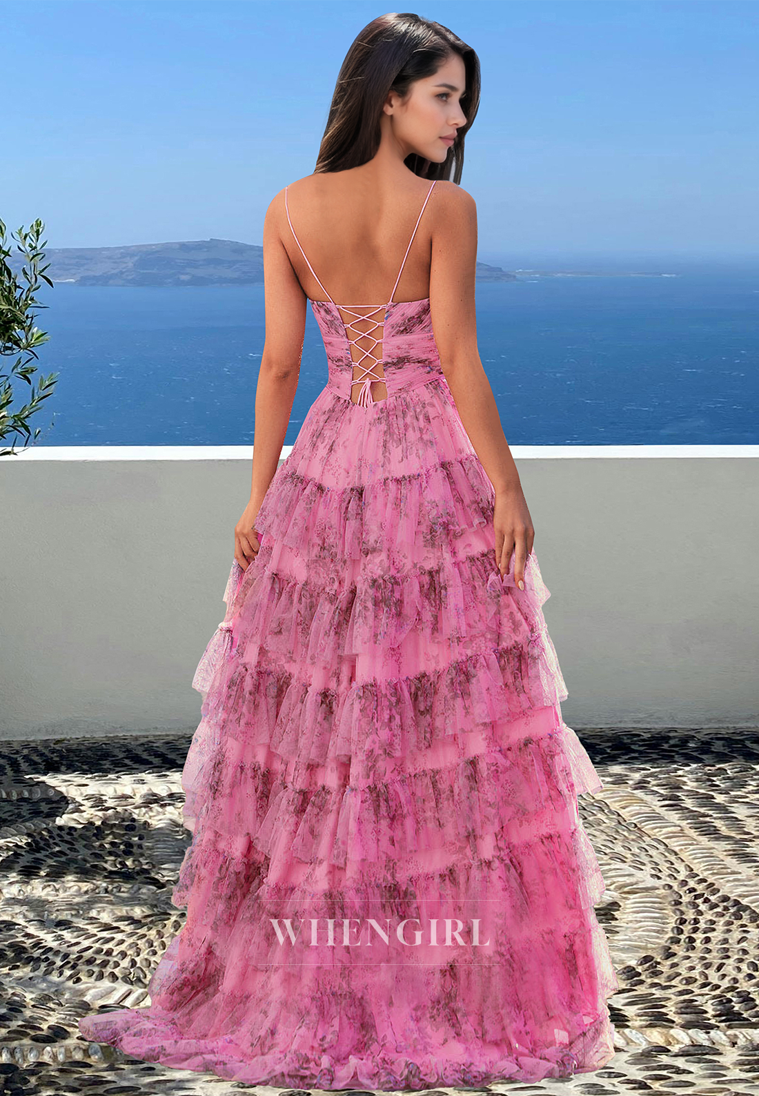 Elegant Spaghetti Straps V-Neck Tiered Lace Ball Gowns A-Line Lace Prom Dress with Appliques