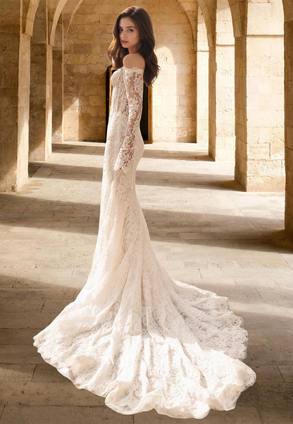Glamorous Long Sleeves Sweetheart Mermaid Lace Beach Wedding Bridal Gowns with Appliques