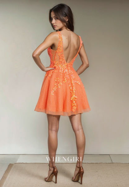 A-Line V Neck Straps Tulle Appliques Back Zipper Short Homecoming Dress