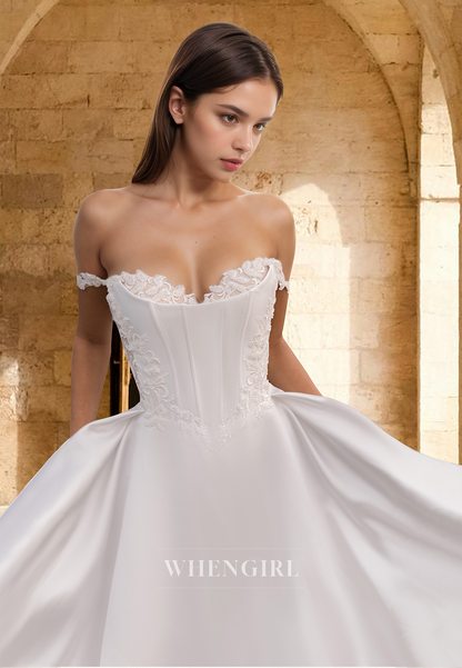 Classic A-Line Sweetheart Sleeveless Appliques Satin Wedding Dress Bridal Gown with Train