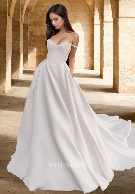 Classic A-Line Sweetheart Sleeveless Appliques Satin Wedding Dress Bridal Gown with Train