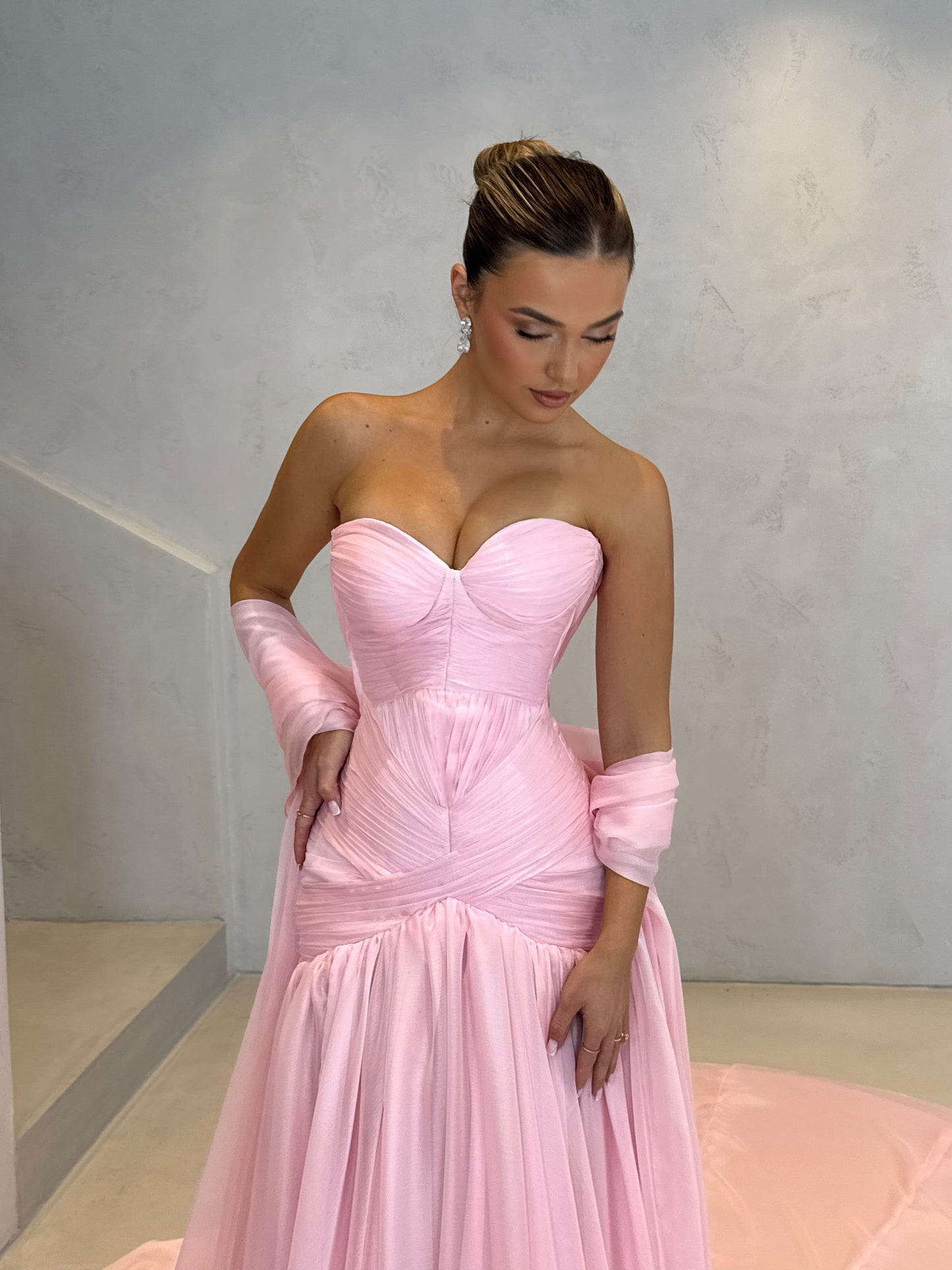 Pink Draped Sweetheart Ruched Evening Dress With Cape