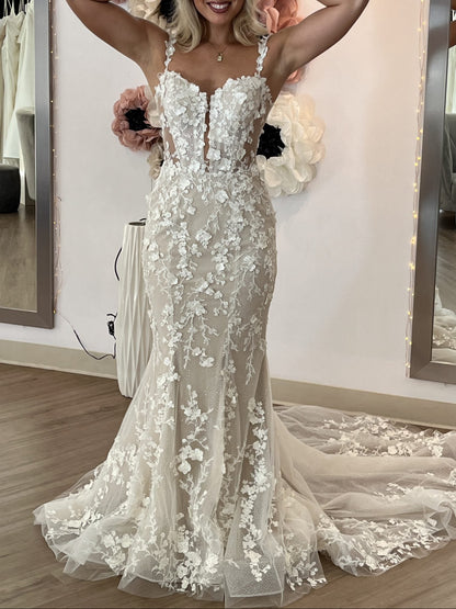 Spaghetti Strap 3D Floral Lace Mermaid Wedding Dress