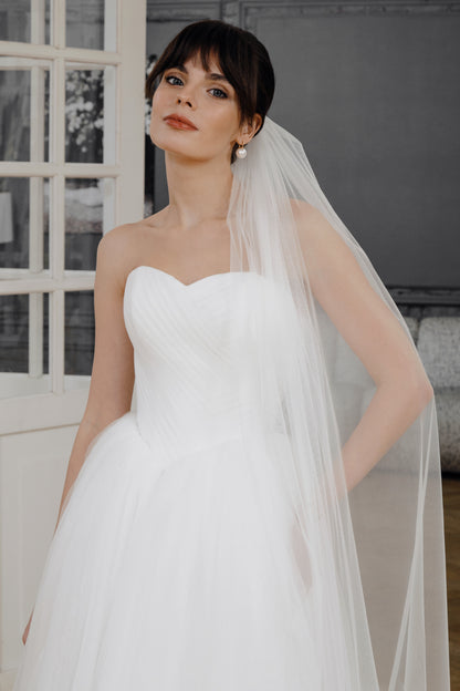 Sweetheart Wedding Dress with Flowing Tulle Skirt