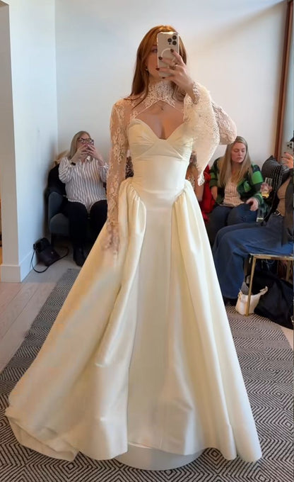 Ivory Wedding Dresses A-line Satin Lace Bridal Wedding Gown