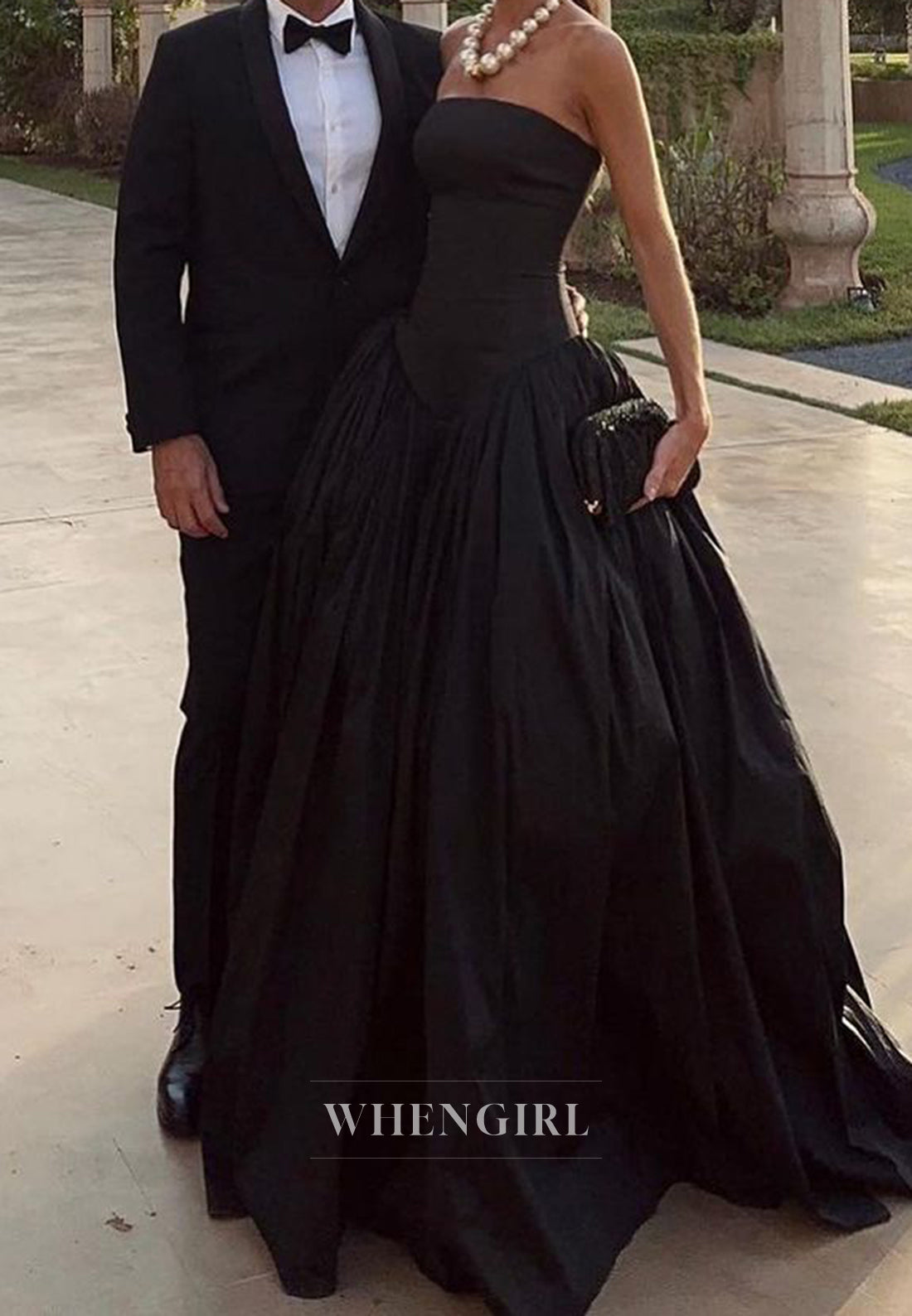 Elegant Black Tube Top A-Line Sleeveless Long Pleated Evening Party Dress