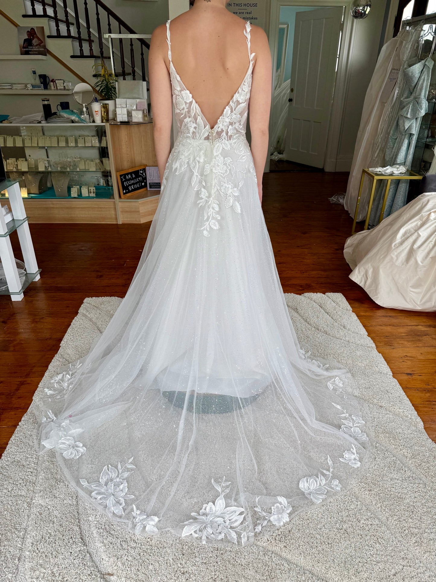 A-Line Appliqued V Back Sleeveless Wedding Dress