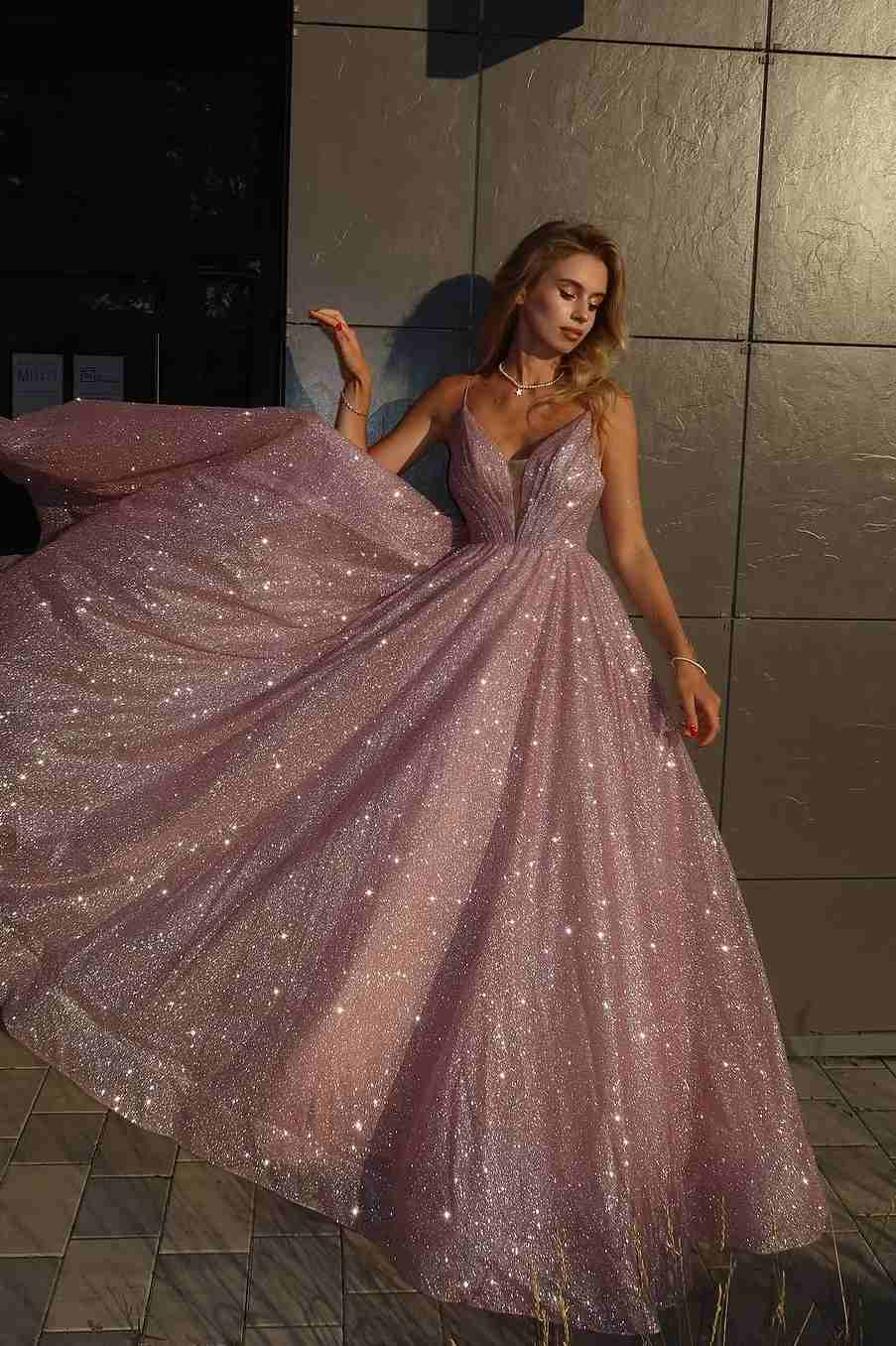 Stunning A-Line Spaghetti Straps V-Neck Pleats Glitter Prom Dress