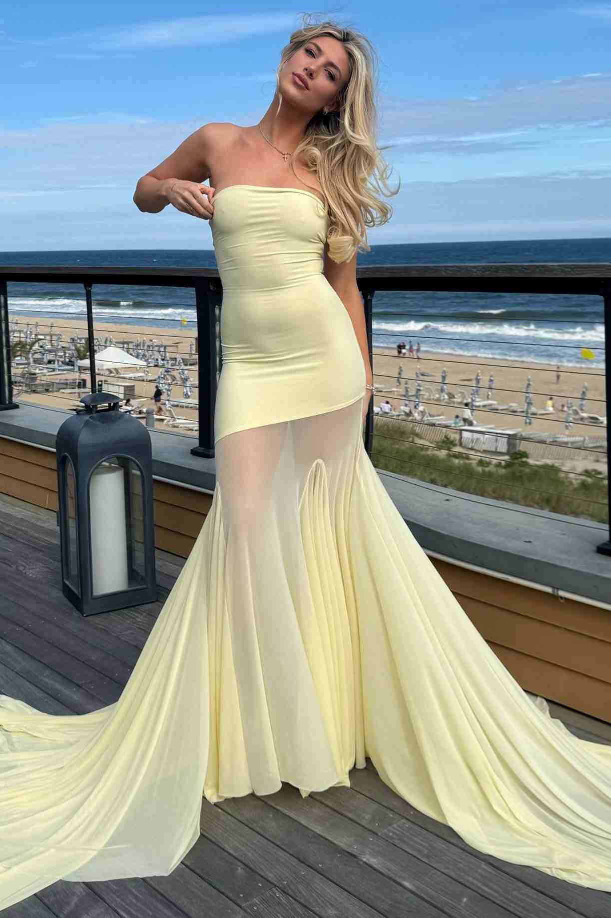 Mermaid Yellow Strapless Scoop Neck Sleeveless Long Prom Dress with Train