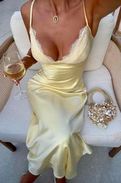 Yellow Spaghetti Straps V-Neck Lace Appliques Satin Formal Prom Dress