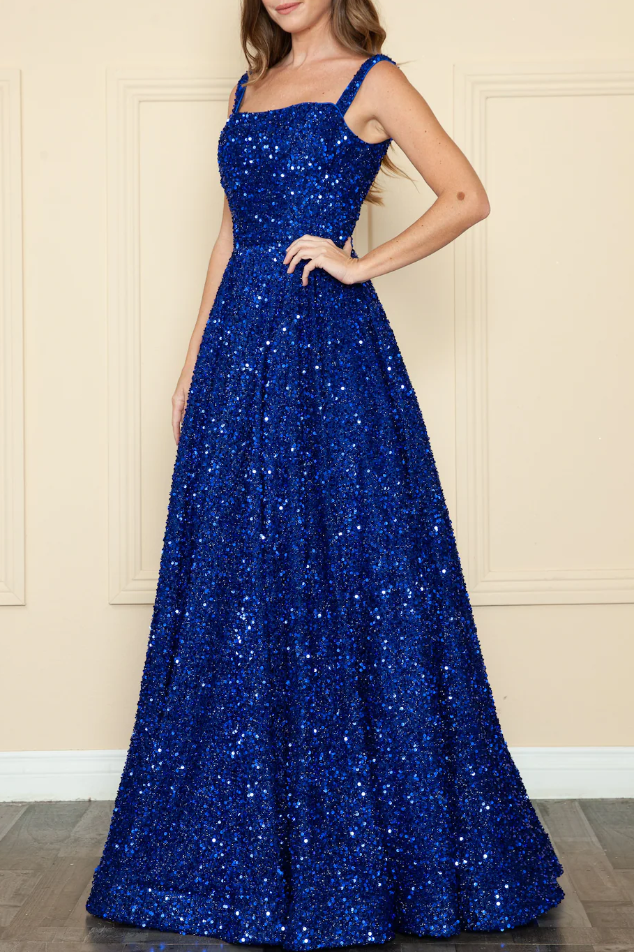 Sparkly A-Line Sequined Empire-Waist Sleeveless Prom Dress