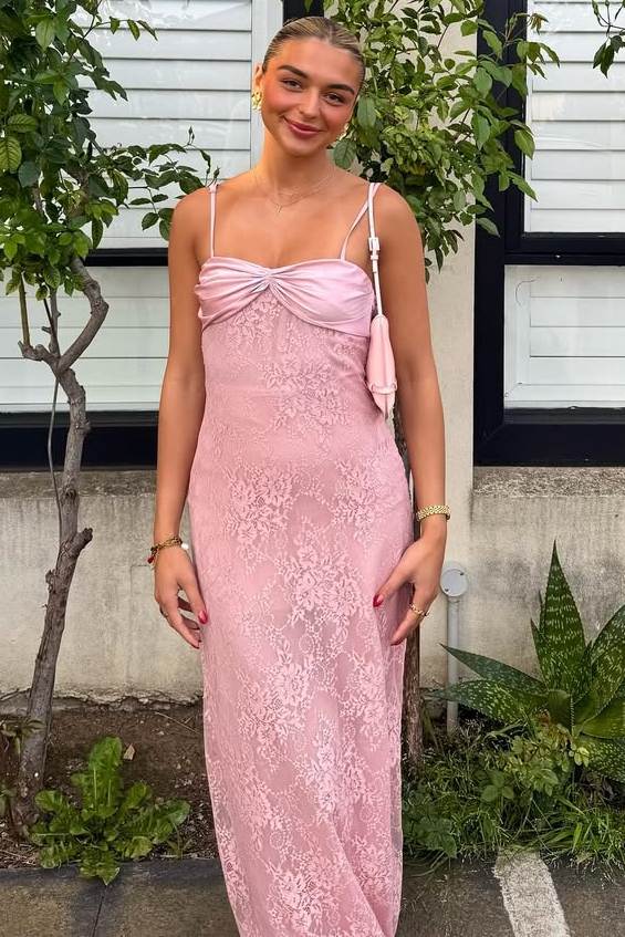 Pink Spaghetti Straps Lace Appliques Sleeveless Long Prom Dress