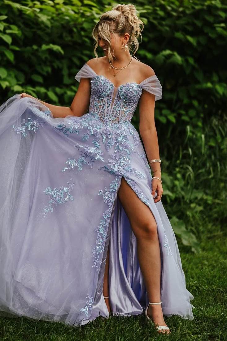 Off-Shoulder Illusion Lace Appliques Empire-Waist Tulle Long Prom Dress