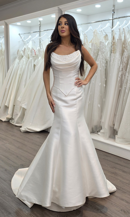 Mermaid Scoop Neck Satin Beaded Wedding Dress
