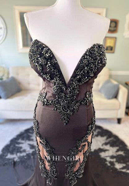 Black Mermaid Sweetheart Appliqued Sleeveless Beaded Chapel Train Wedding Dress