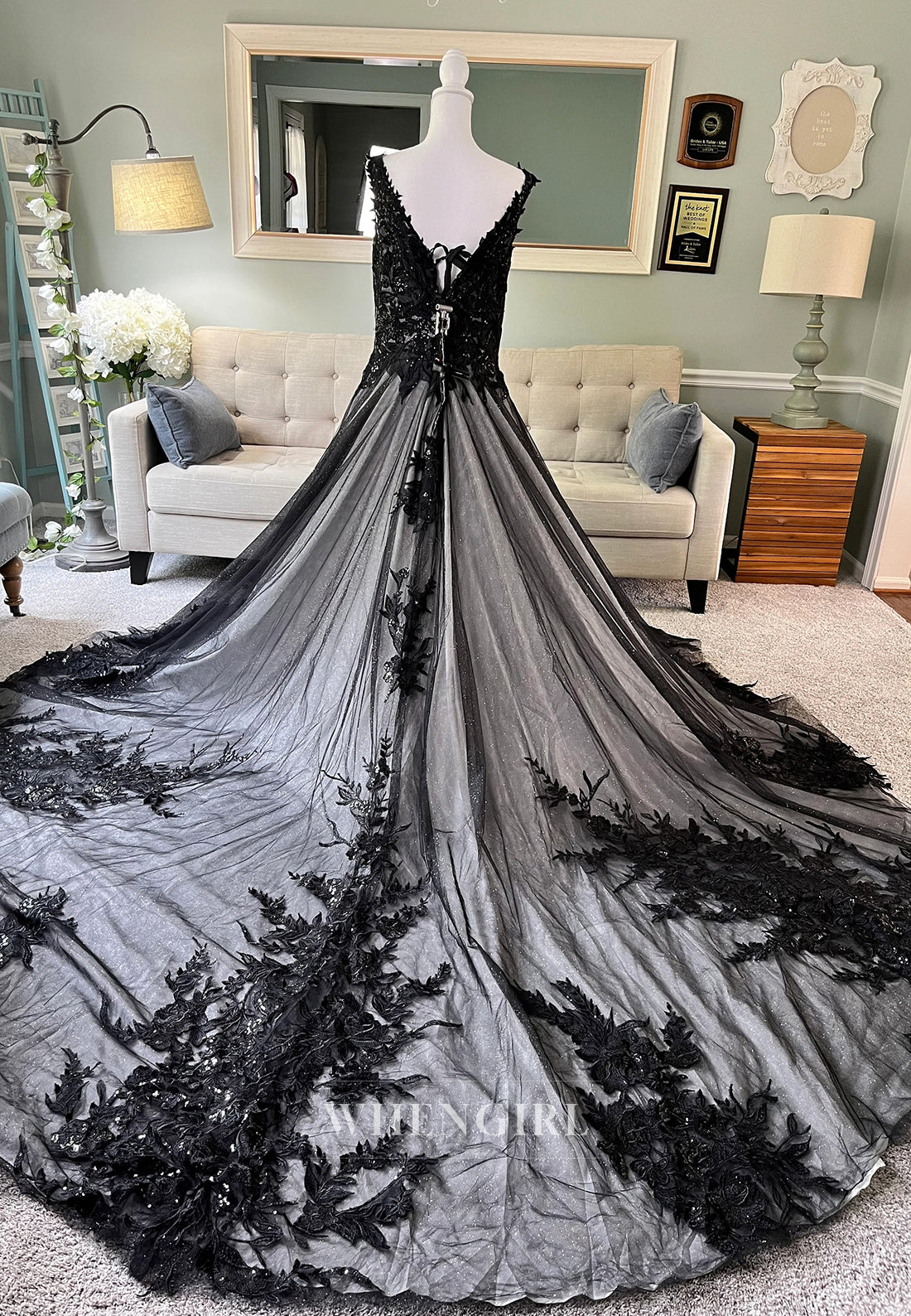 V Neck Regular Straps Appliqued A-Line Chapel Train Wedding Dress