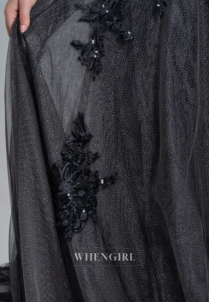 Black A-Line Sweetheart Appliqued Lace Beaded Sleeveless Court Train Wedding Dress