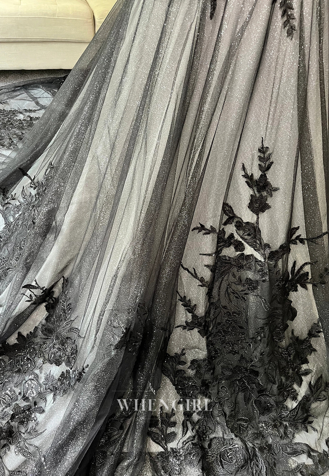 V Neck Regular Straps Appliqued A-Line Chapel Train Wedding Dress