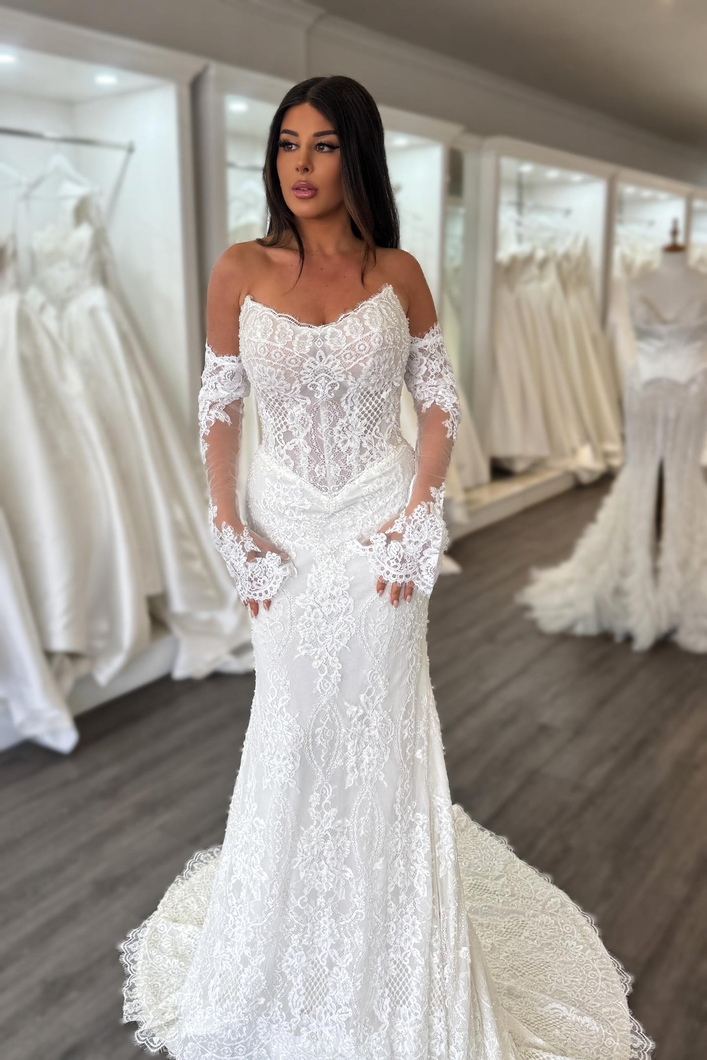 Trumpet Lace Scoop Neck Appliques Sweep Train Wedding Dress
