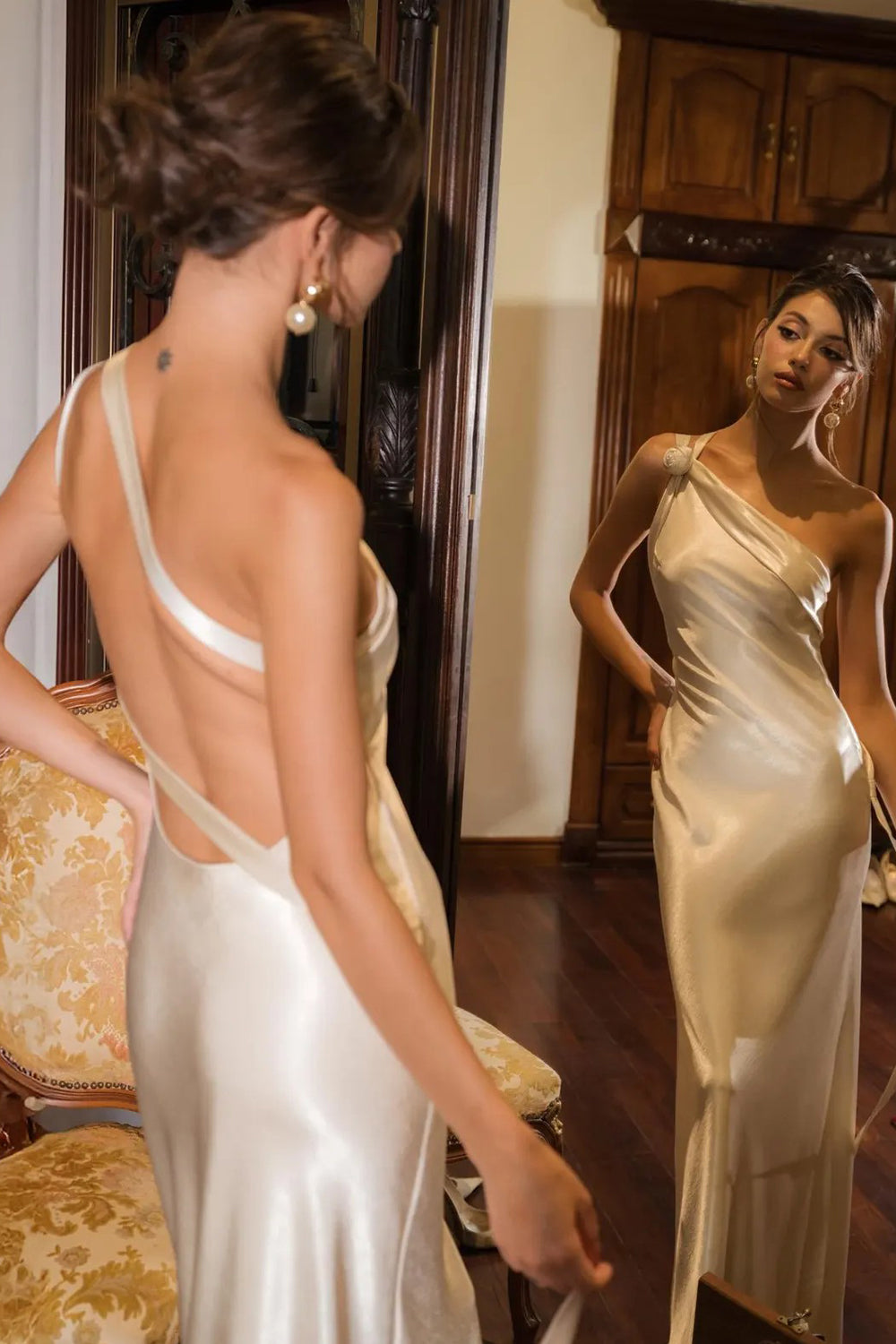 One Shoulder Ivory Sheath Wedding Dress