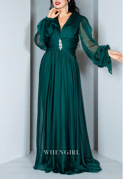 Green V Neck Long Sleeves Beaded A-Line Mother of the Bride Dress