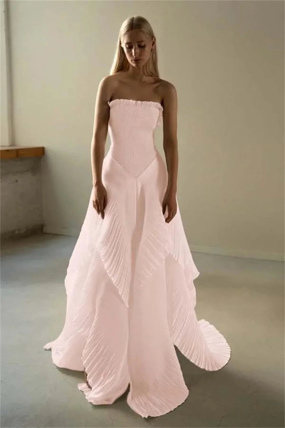 Strapless Pleated Asymmetrical Prom Dresses Elegant Sleeveless Floor-Length Formal Evening
