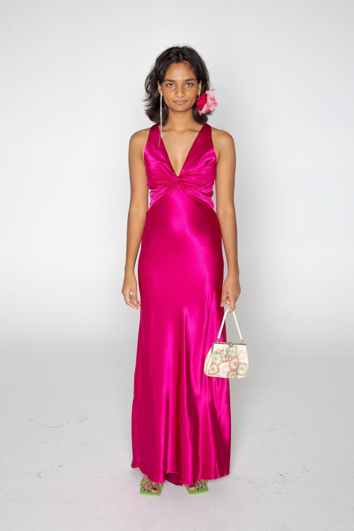 Elegant Meriamd Satin V Neck Prom Dress with Ruched Bodice