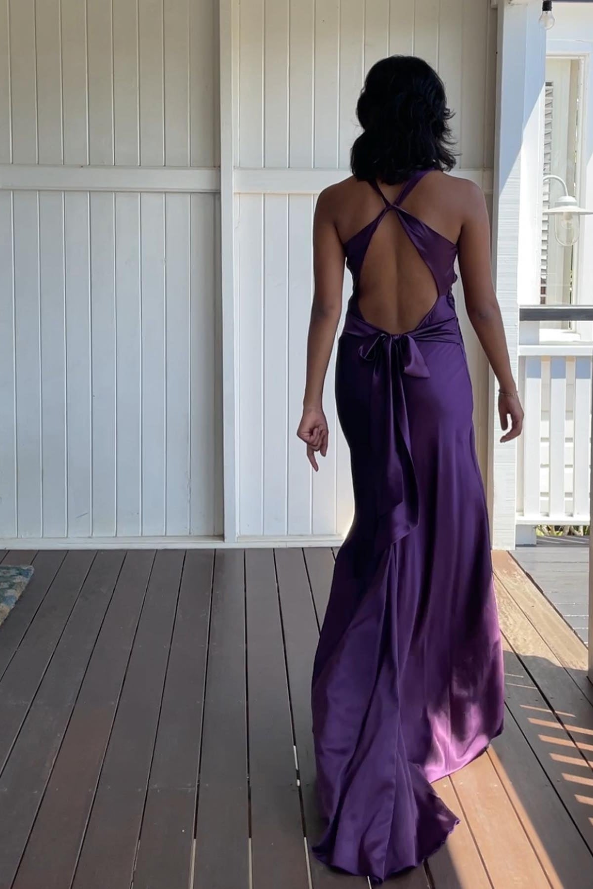 Elegant Meriamd Satin V Neck Prom Dress with Ruched Bodice