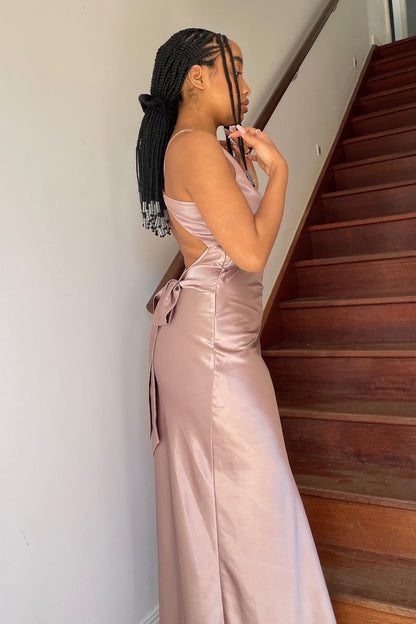 Elegant Meriamd Satin V Neck Prom Dress with Ruched Bodice