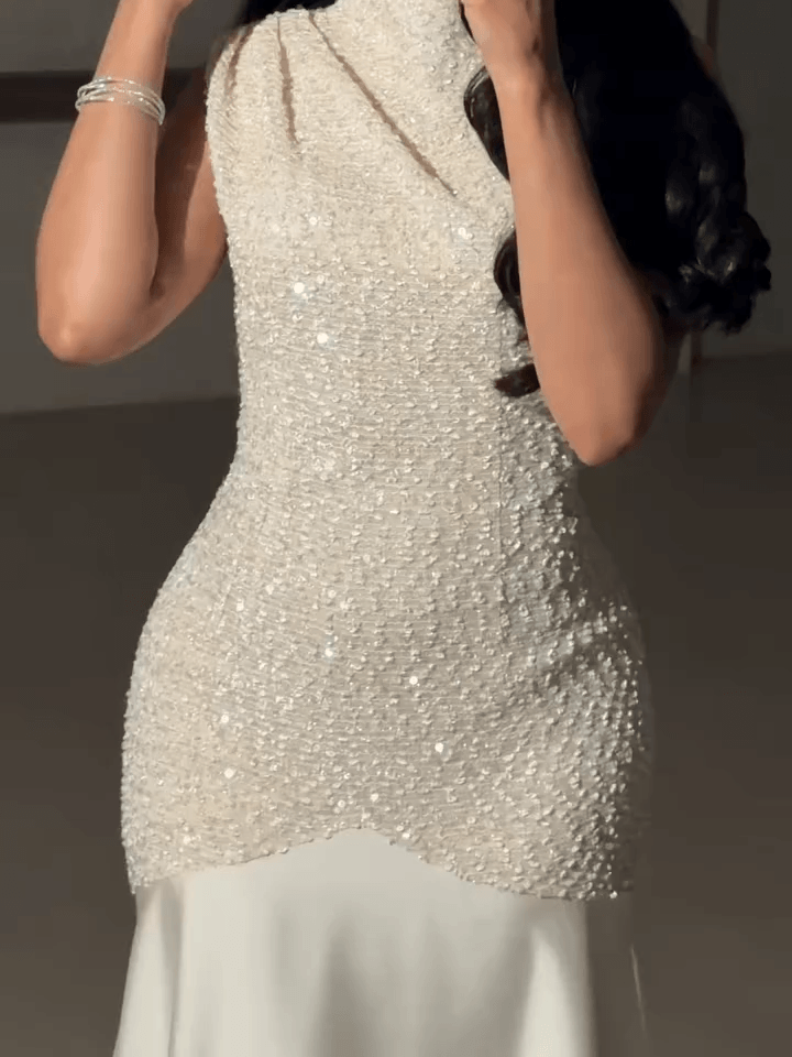 Elegant Sleeveless Formal Gown with Sparkling Beaded Bodice