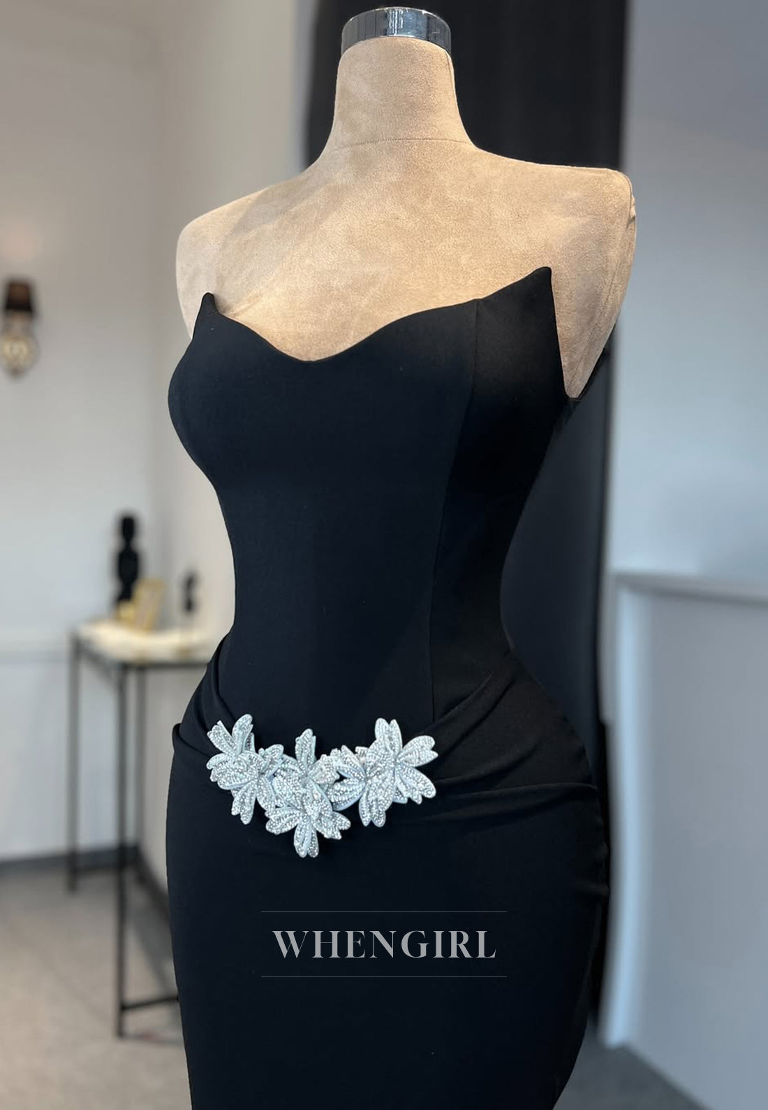 Classic Empire Waist Sweetheart Sleeveless Satin Formal Party Gown with Beaded Floral