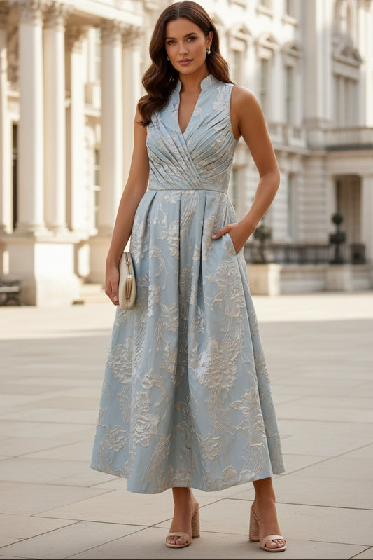 Sleeveless Jacquard Tea-Length Dress with Pockets