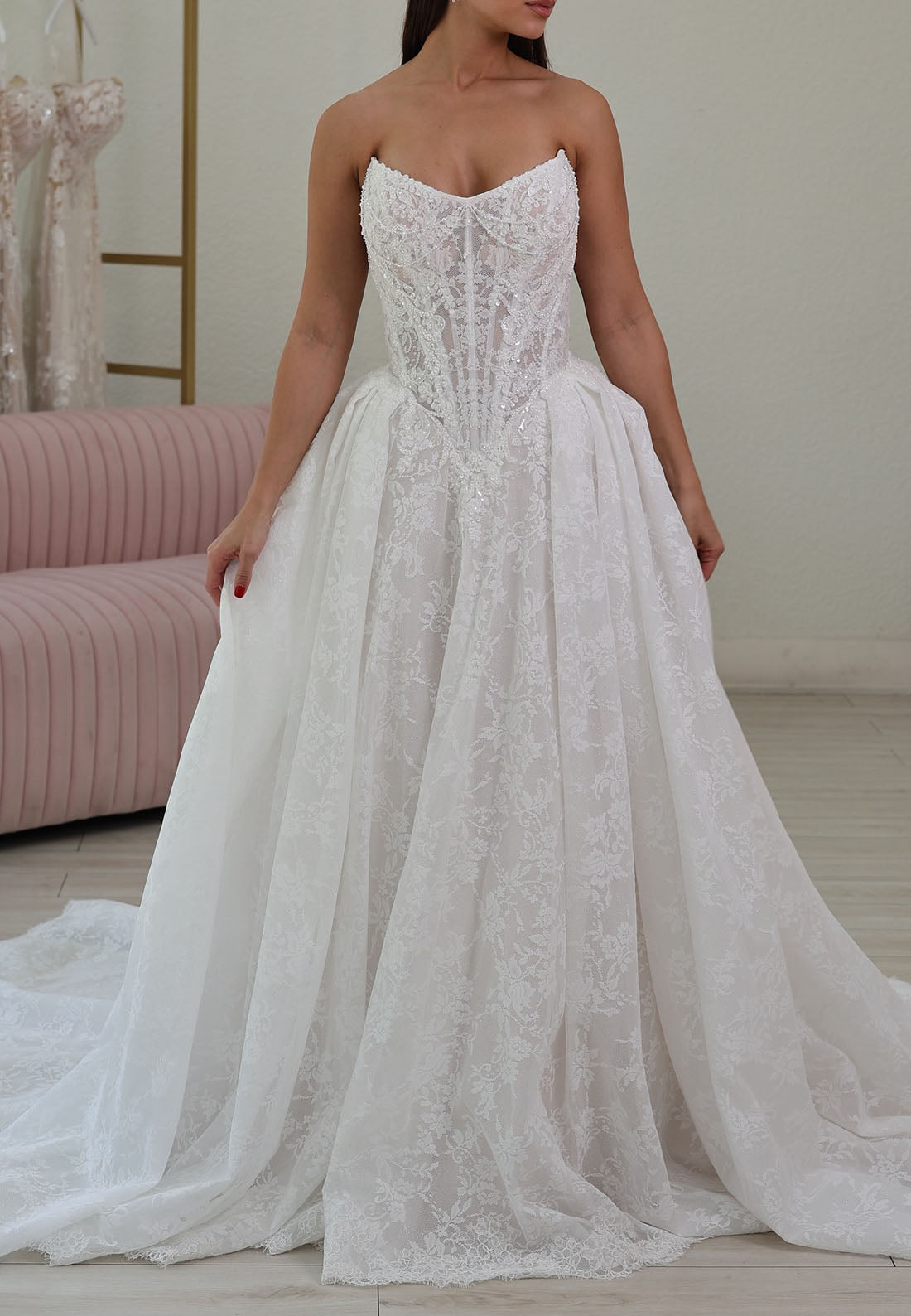 Lace Corset Basque Waist Ball Gown Wedding Dress