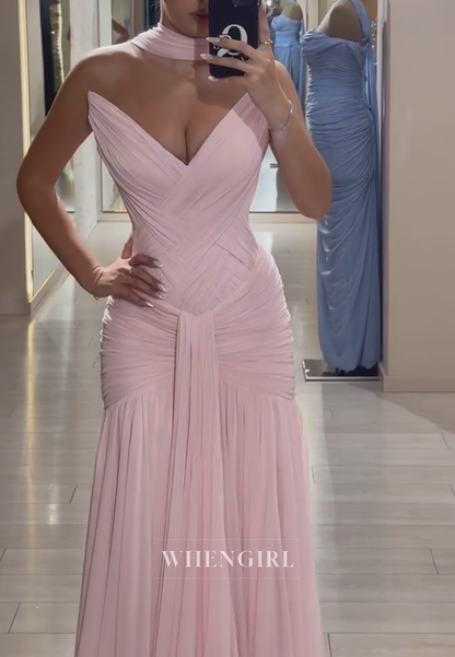 Ruched Column Gown with V-Neckline and Choker