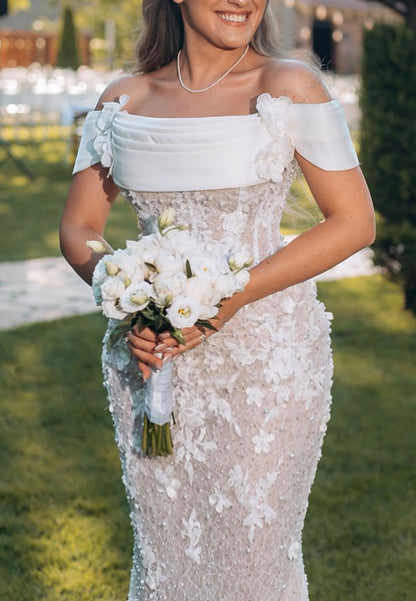 Off-Shoulder Floral Applique Mermaid Wedding Dress