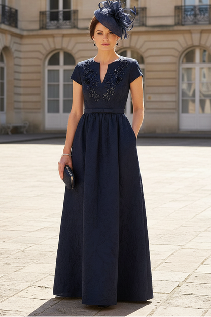 Elegant A-Line Jacquard Evening Gown with Pockets