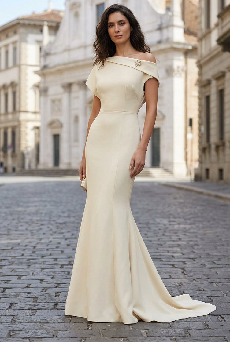 Asymmetric Neckline Trumpet Evening Gown