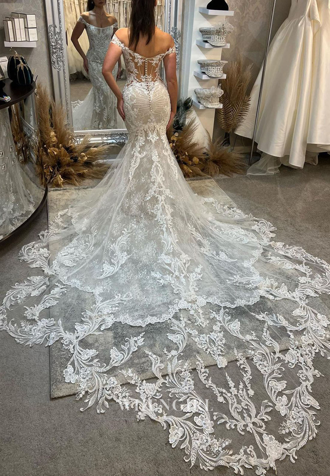 Off-the-Shoulder Lace Mermaid Wedding Dress