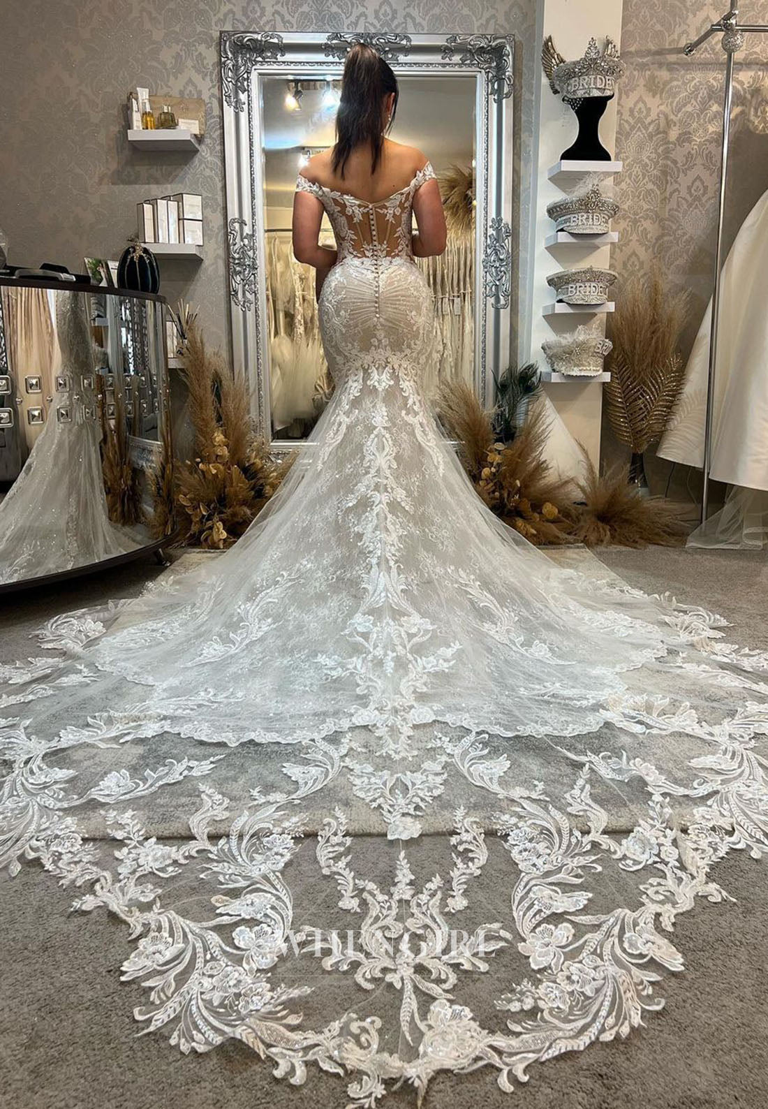Off-the-Shoulder Lace Mermaid Wedding Dress