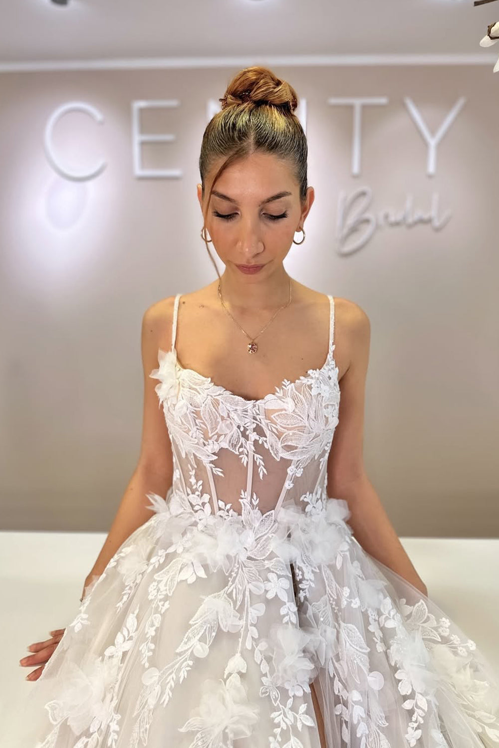 Bohomian A Line V Neck Tulle Wedding Dress with Appliques