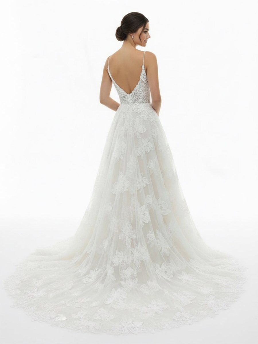 Boho White A-Line Lace Appliques Wedding Dress