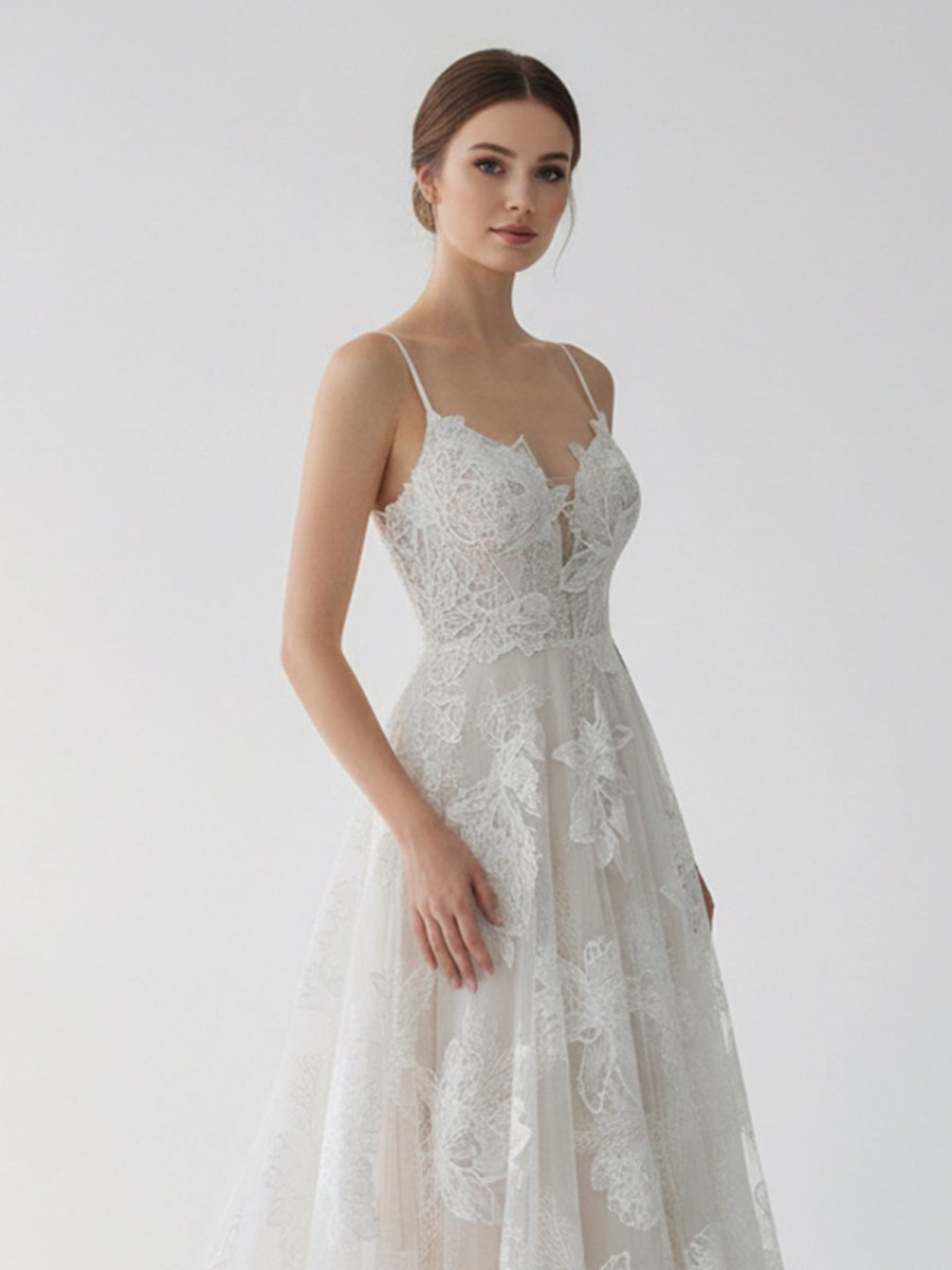 Boho White A-Line Lace Appliques Wedding Dress