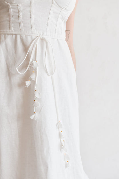 White Sweetheart Spaghetti Straps Midi Dress