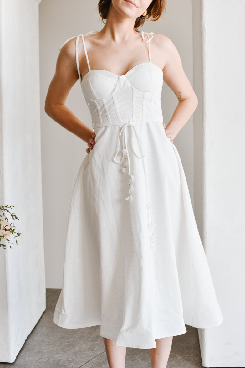 White Sweetheart Spaghetti Straps Midi Dress