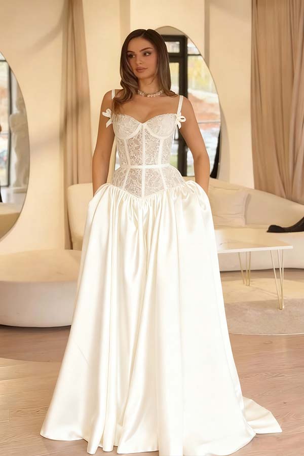 Pleated Lace Elegant Spaghetti-Straps Sleeveless Black Evening Dress